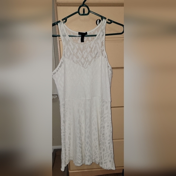 White Dress - Picture 1 of 4